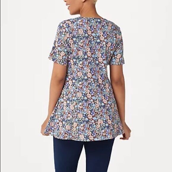 Denim & Co. Printed Jersey Fit & Flare Top - Picture 2 of 4